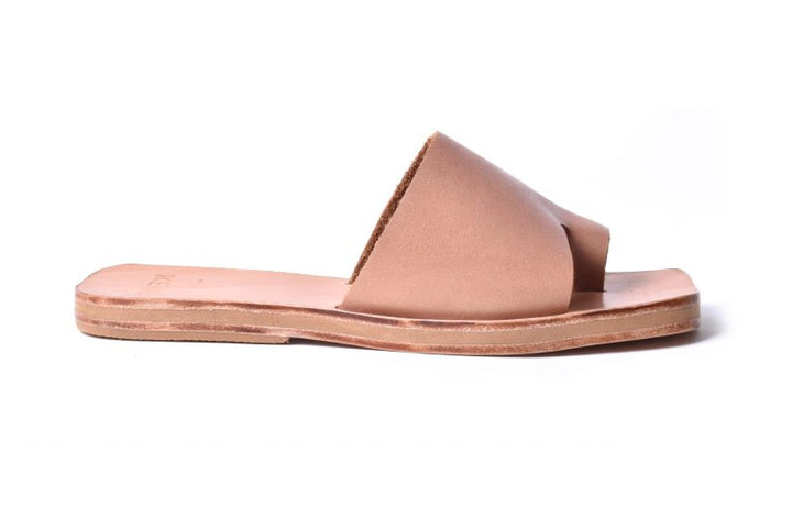 Colibri Nude